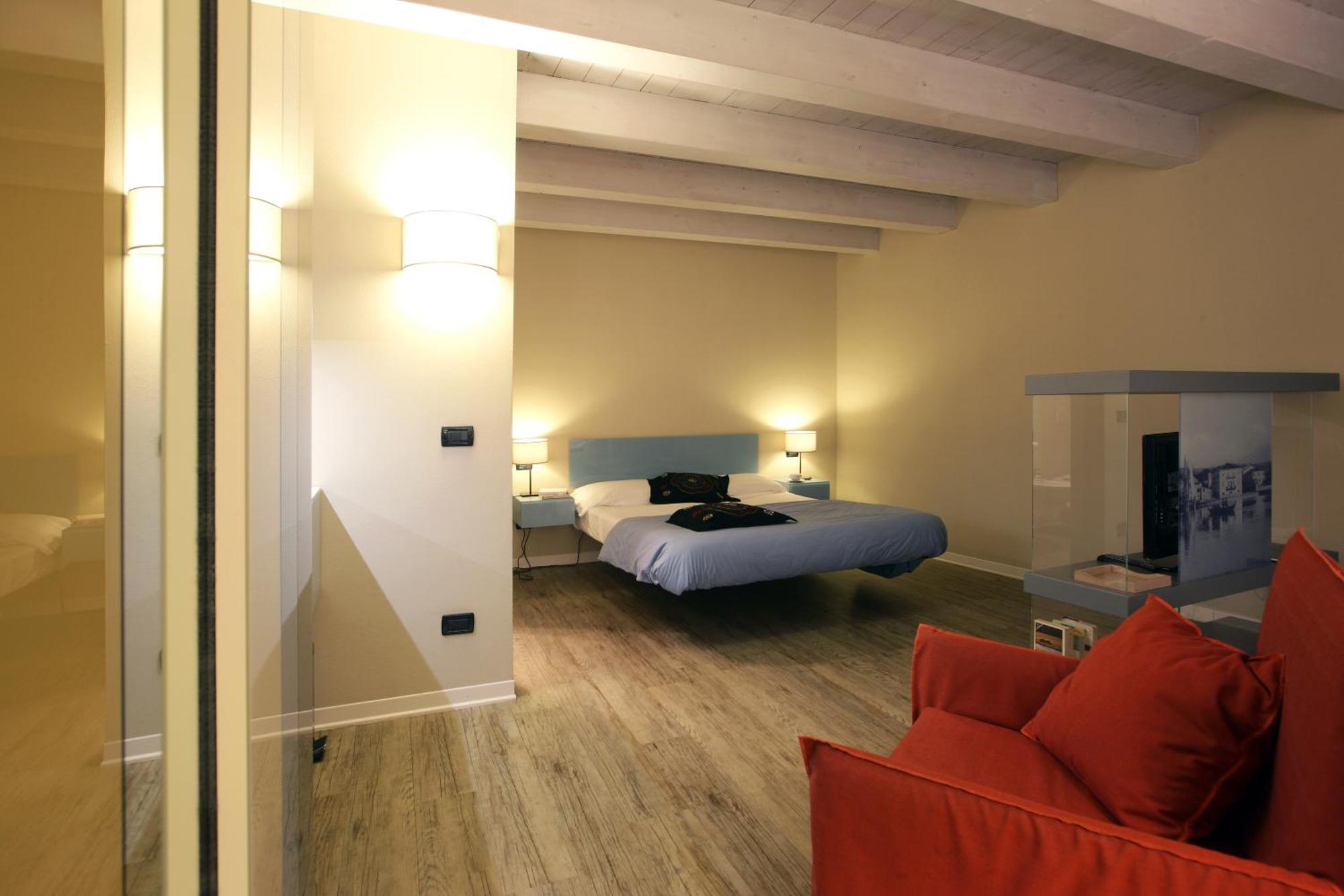 Corte San Luca Apartments Bardolino Eksteriør billede
