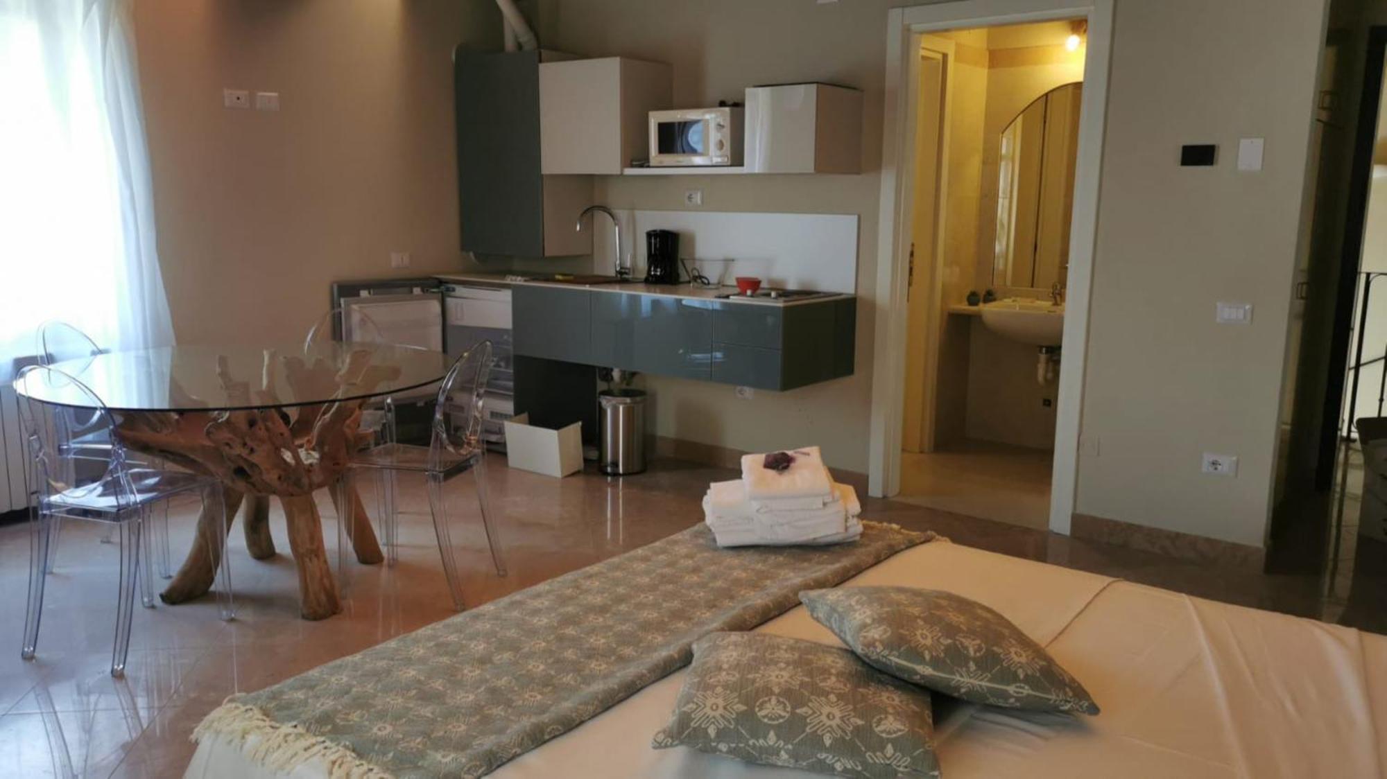 Corte San Luca Apartments Bardolino Værelse billede